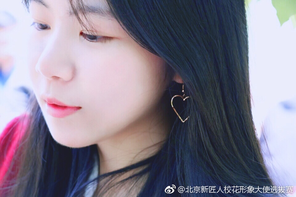 微博: 林舟雪南京理工大学大一 爱好摄影 跳舞 钢琴 大提琴