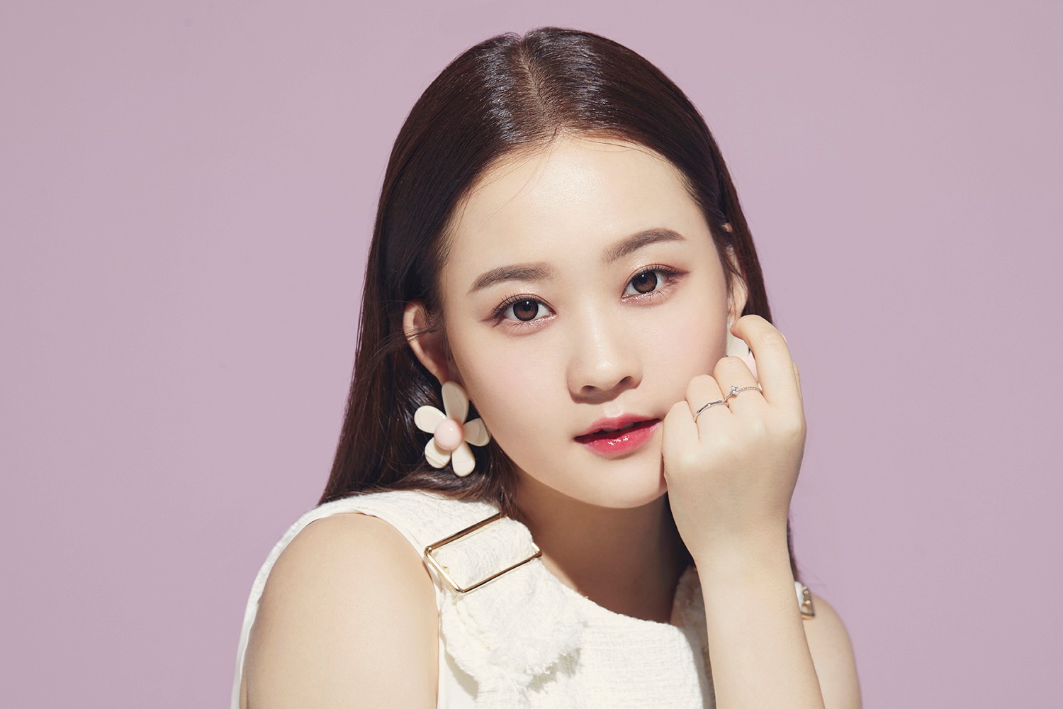 近期,优我女团部分成员:马蜀君,魏冰雪,强巴央珍,胡博,文然,乐靓,李雨