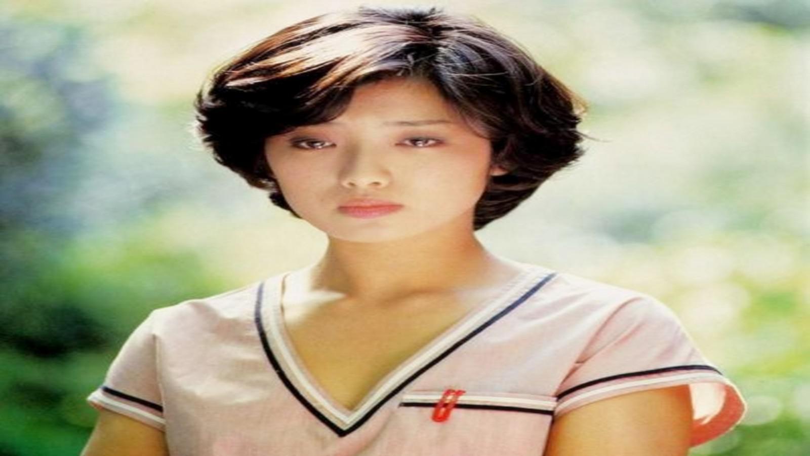 杨贵妃其实没死而是逃难来到日本成其祖先山口百惠就是其后代