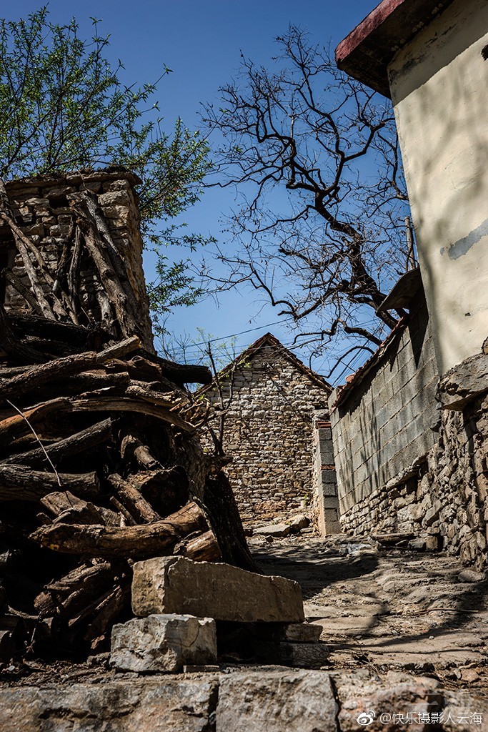 潍坊,青州市王坟镇,胡林古村.摄于2018年4月.
