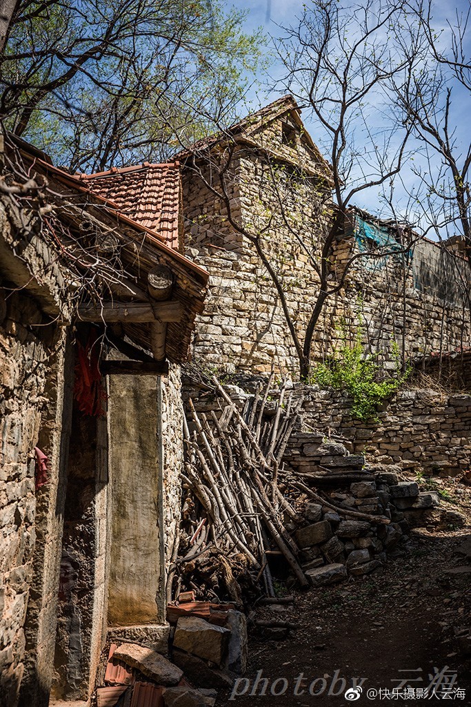 潍坊,青州市王坟镇,胡林古村.摄于2018年4月.