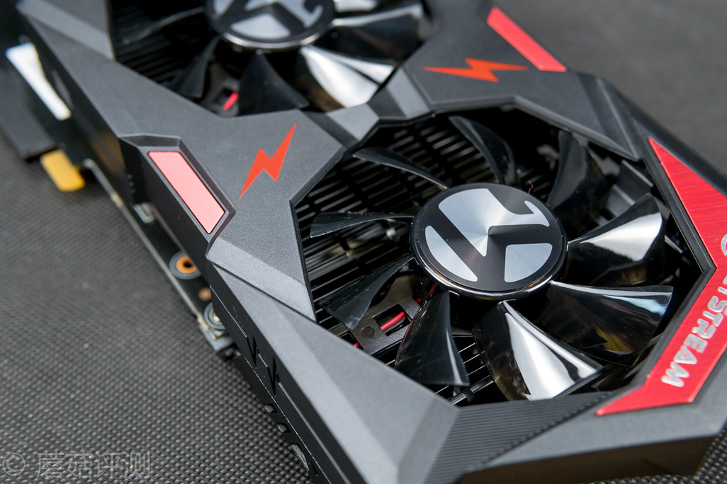 性价比吃鸡最佳选择——铭瑄三风扇1050ti显卡 开箱测试