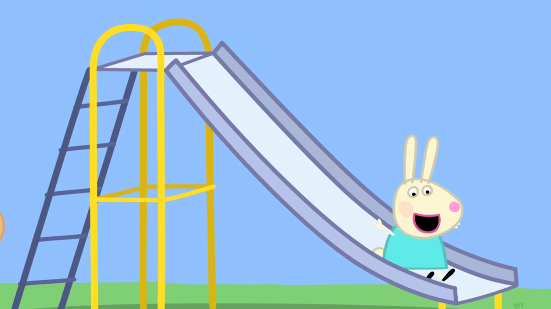小兔瑞贝卡最喜欢玩滑梯了