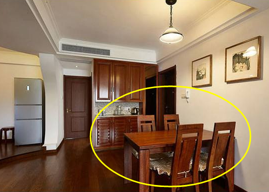 家里餐桌万万不能这样摆放,有钱人都懂避开,相当于招财入门|风水|神位