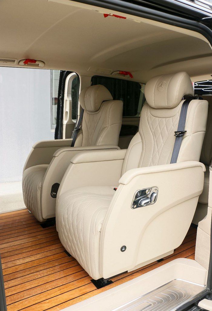 奔驰v级260 改装航空座椅 游艇柚木地板 舒适性豪华感吊打埃尔法