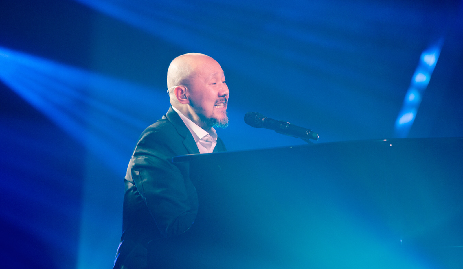 一代著名歌手为了女儿甘愿退出歌坛女儿离世让他无心唱歌