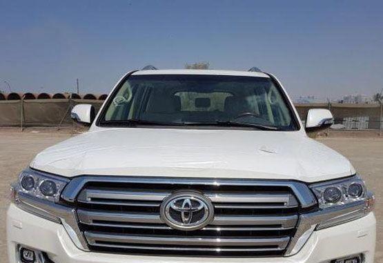 十八款丰田酷路泽四千六百中东版v八越野车了
