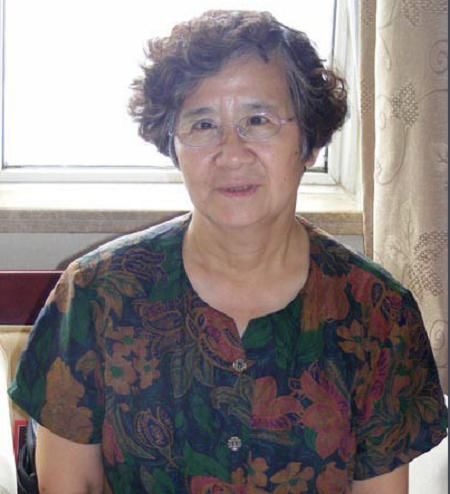 老一辈革命家任弼时的子女后代