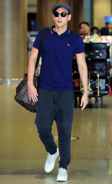 男子汉中硬汉,彭于晏私服就能看出他的性格,男网友:太帅了