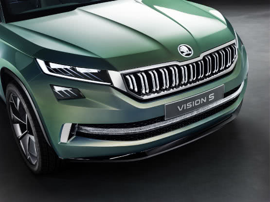 斯柯达推出全新六座车型,外观内饰惊艳,油耗1.9l或售16万