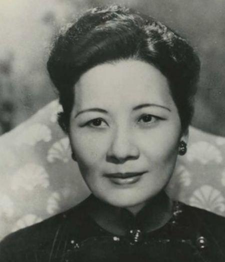 宋美龄女士从年轻到老的罕见旧照片