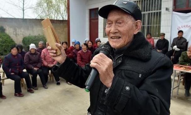 一位农村60岁老大爷的劝告:3种东西不要借给亲戚,吃亏的是自己