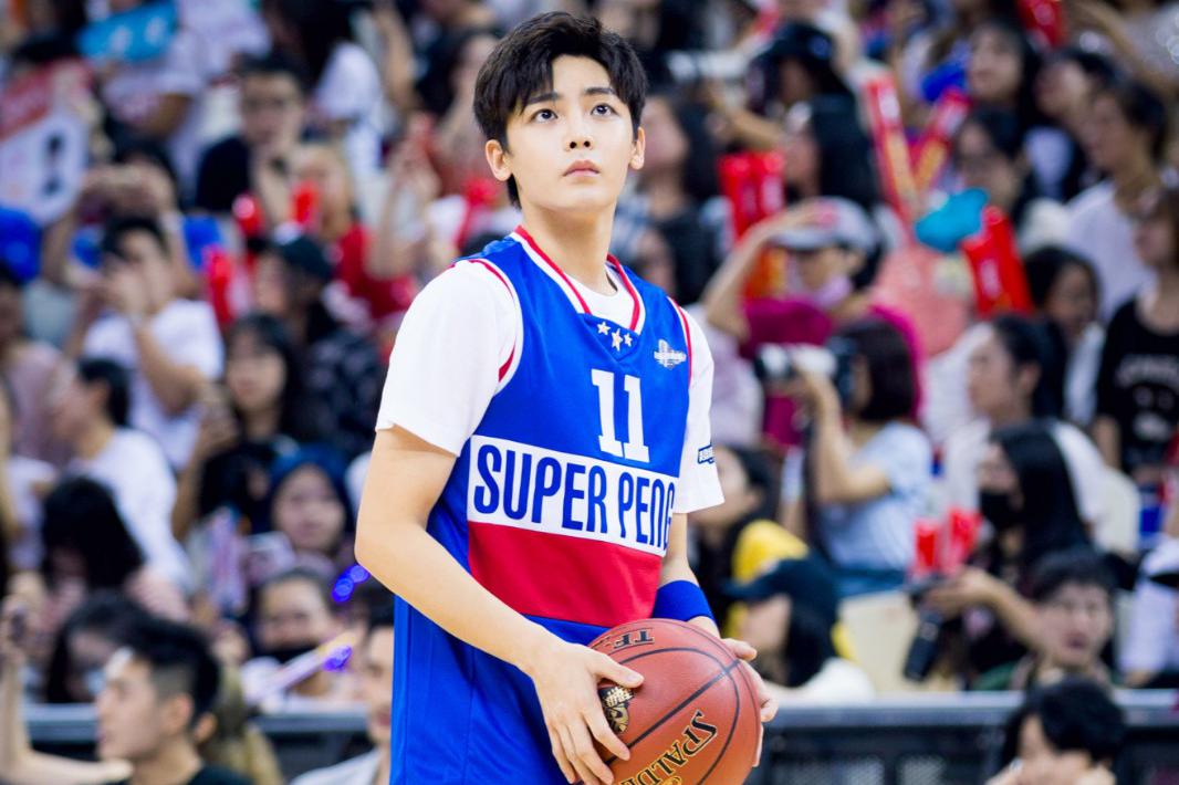 《超级企鹅联盟》终极之战 侯明昊热血诠释篮球梦