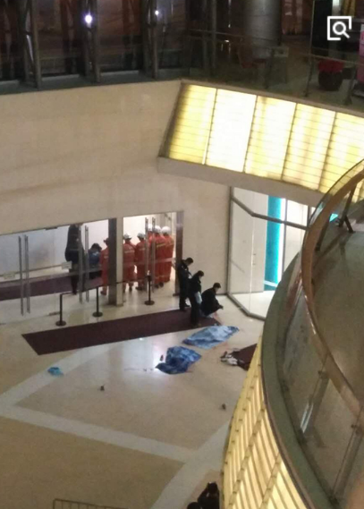 天津大悦城坠楼事件为人父母为何犯下这样的大错