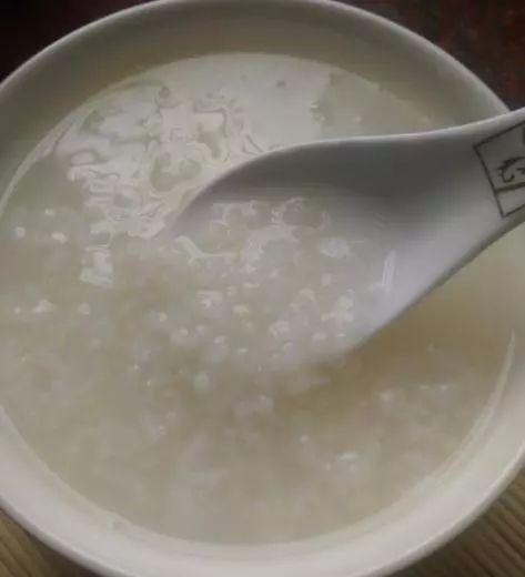 14款大米粥的做法,70岁老奶奶熬上满满一大锅,谁吃谁说好!