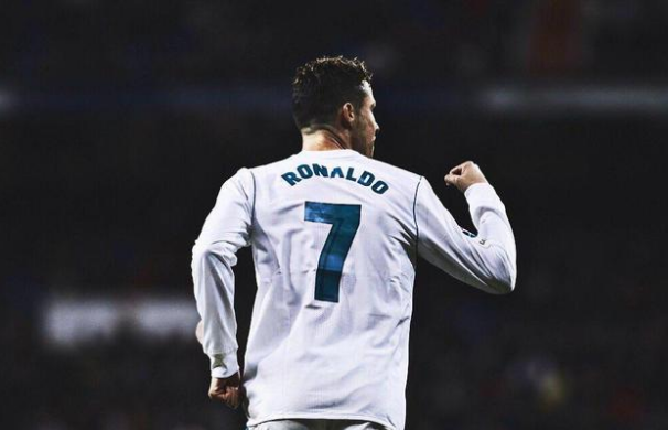 欧冠之王要回家了!皇马8万球迷将疯狂致敬c罗!热情如火