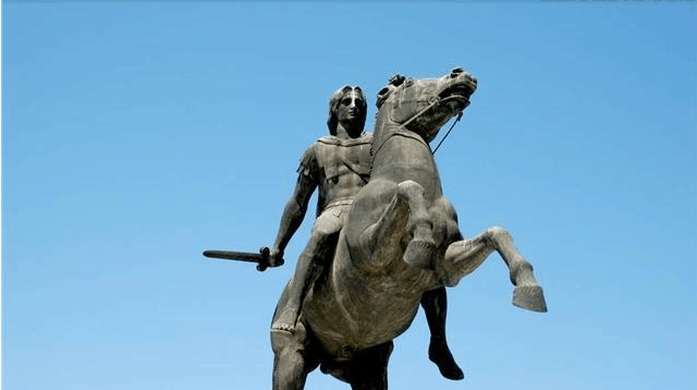 亚历山大马其顿帝国为什么在亚历山大死后突然崩塌