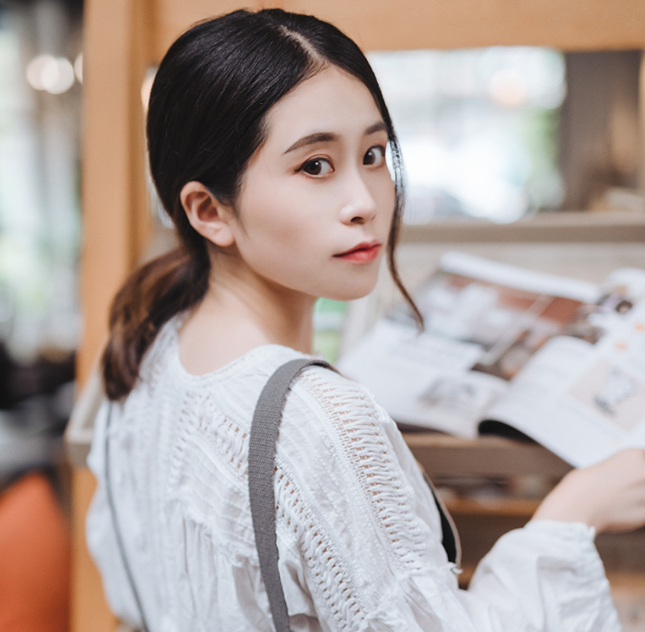 美食界网红办公室小野爆照网友不仅会吃还是个女神