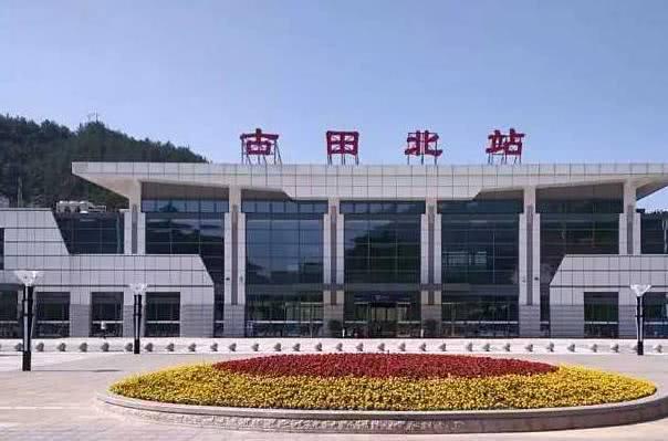 国内最坑的火车站游客苦不堪言买了车票却无法上车