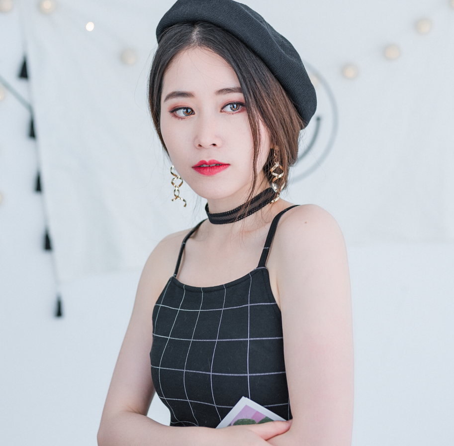 美食界网红办公室小野爆照网友不仅会吃还是个女神