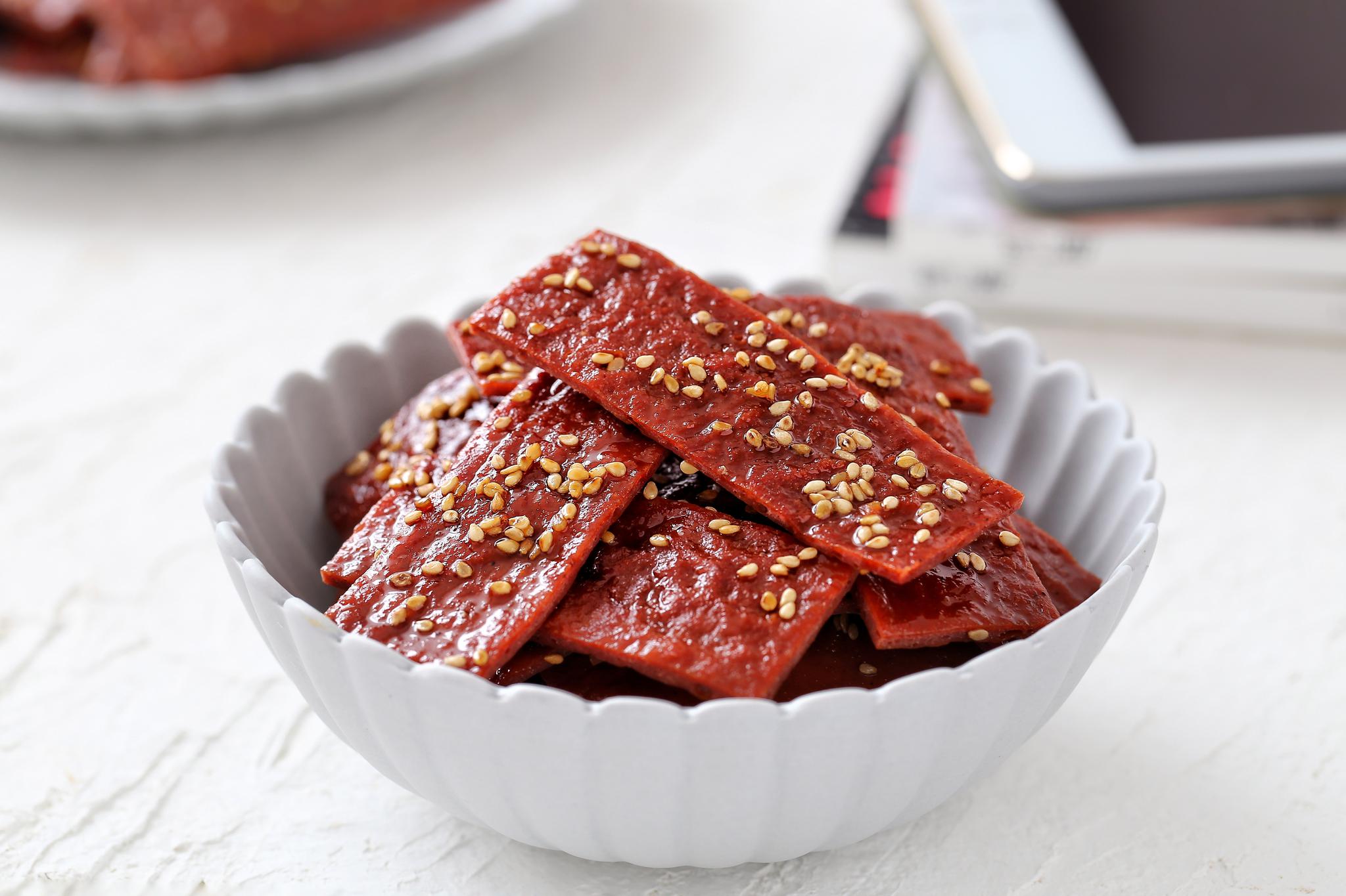 猪肉一斤才8.8,买回家自己做肉脯,美味零添加,货真价实看得见|肉脯|猪