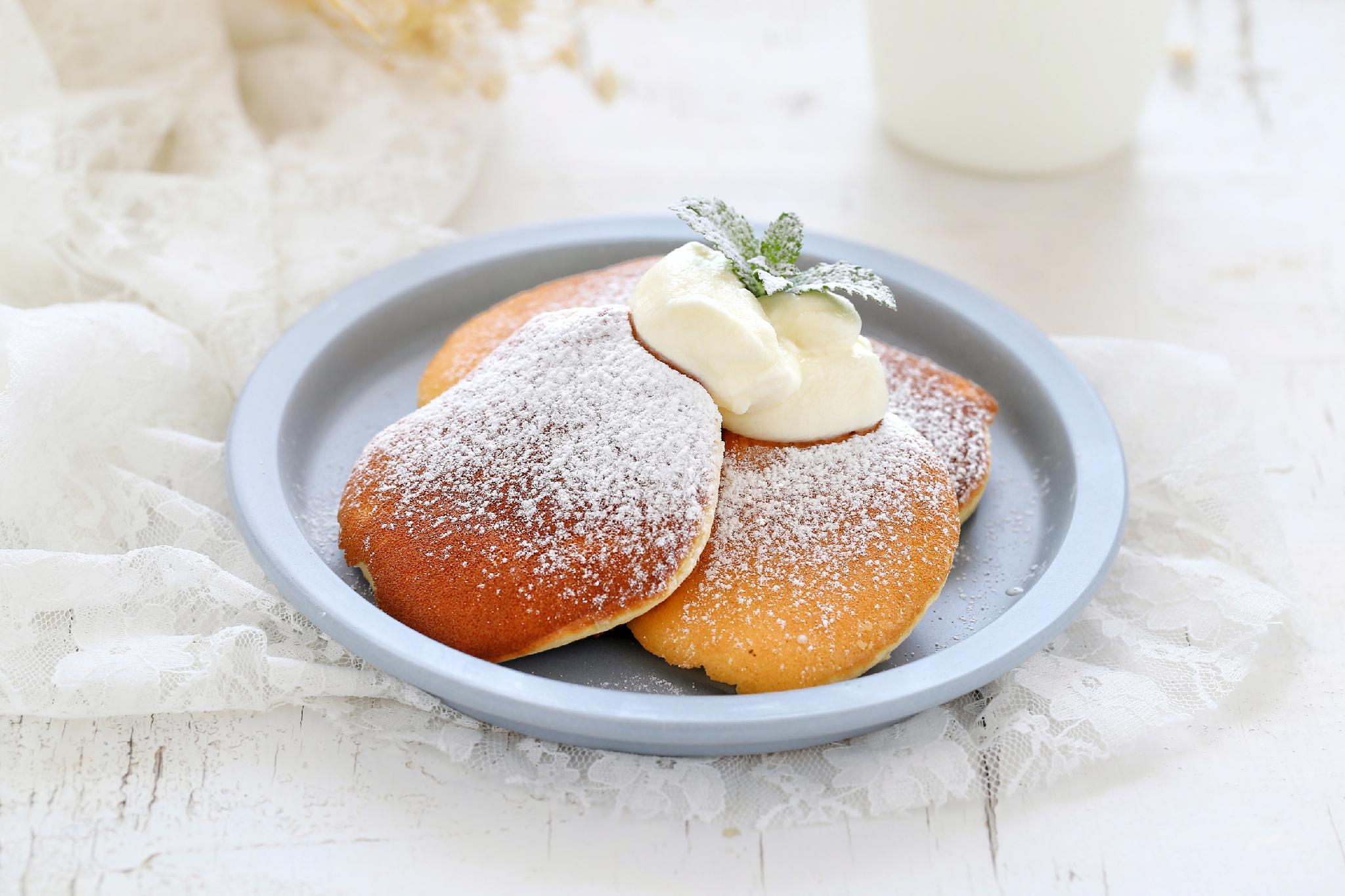 烘焙中有一款著名的法式甜点叫做舒芙蕾蛋糕,光听这名字就充满了浪漫