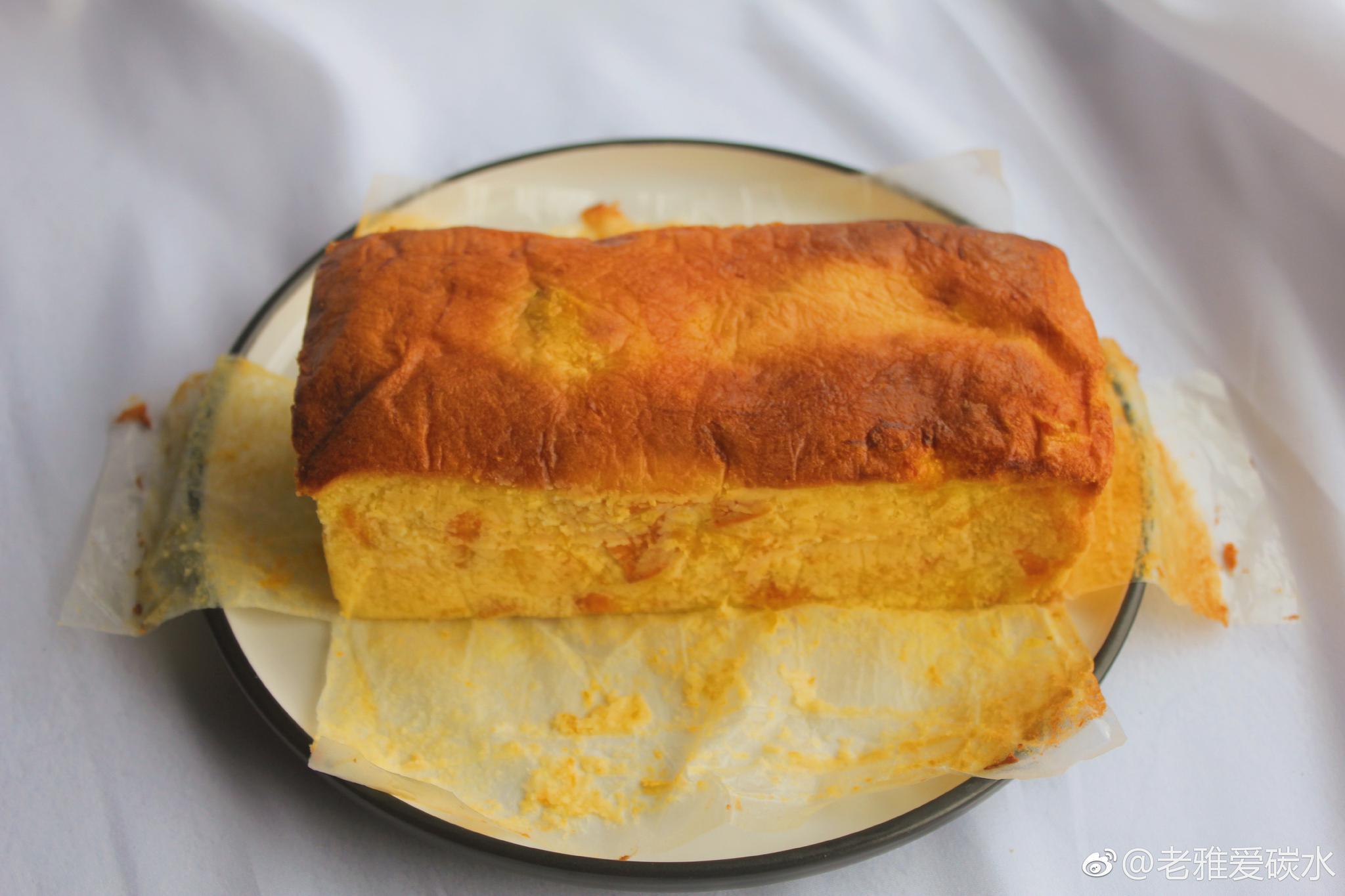 香烤南瓜乳酪磅蛋糕我太太太太太太爱南瓜了听说一块十斤 克制克制