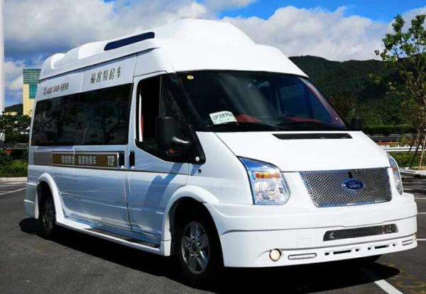 福客特19款福特逸途至尊版全新下线 商务布局 蓝牌c本 售56.6万