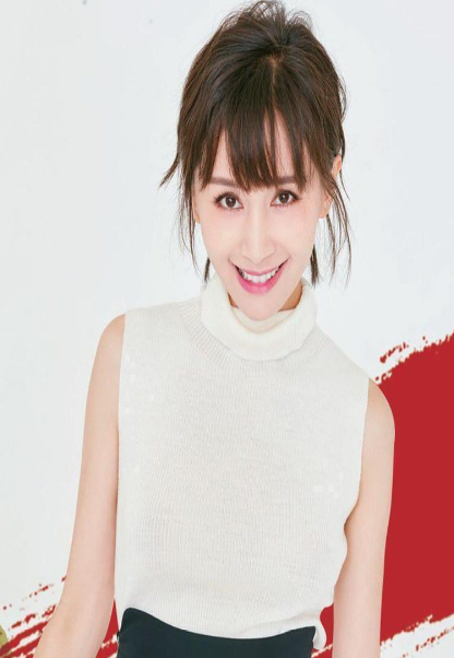 "曲妖精"再次挑战时尚圈?大秀身材,网友:赵医生,还不管管?