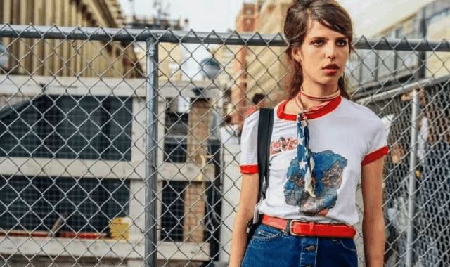 T恤+半裙这样穿出花样, 千万别穿太蓬的纱裙,