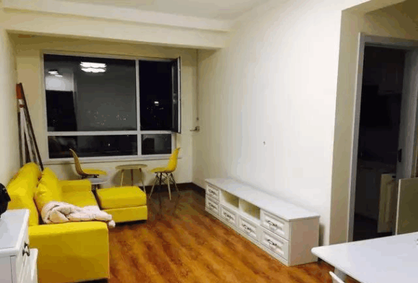 50平房子, 空间利用得当也能装出两居室, 穷人有穷人的装法