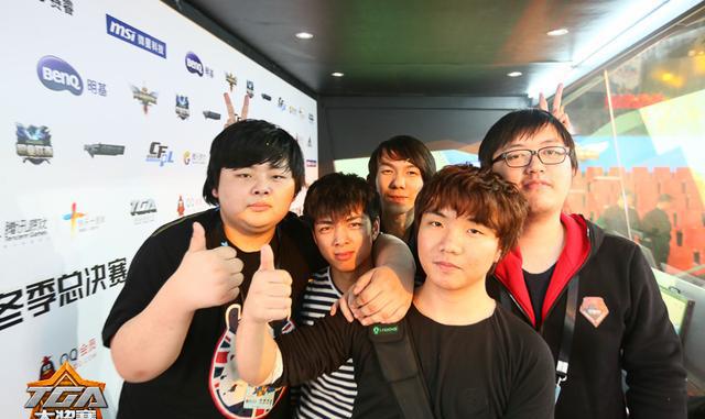 西卡joker爆料pe jojo加盟edg转型ad