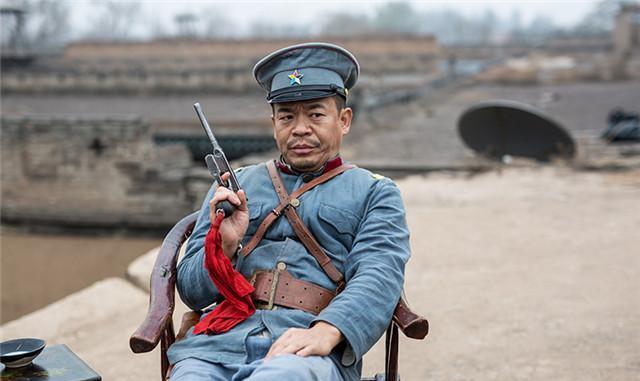 因一首歌红20多年, 弃歌手当演员, 红遍大江南北, 妻子成谜