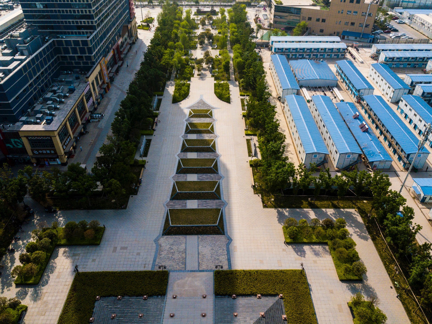 西安木塔寺公园里的塔只有在高处能看明白