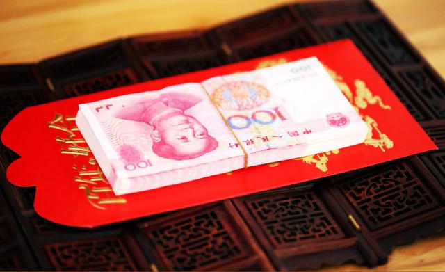 结婚当天女方非要一万元开门费,一气之下我把新娘变成前妻