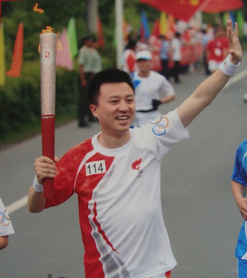 央视晚间新闻节目主持人潘涛