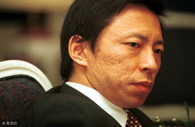 张朝阳豪言:2018年4万投资这三大行业,一年后月入100万!