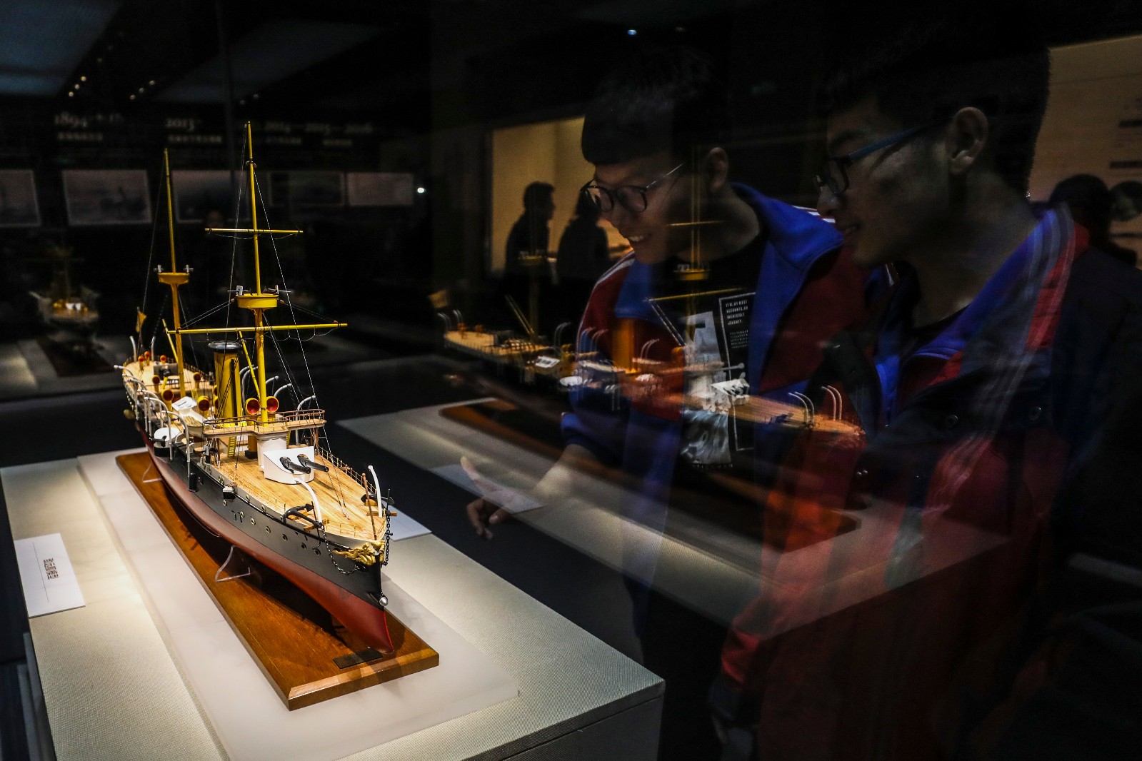 致远舰再现沈阳 沉没海中120多年出水文物辽博展出