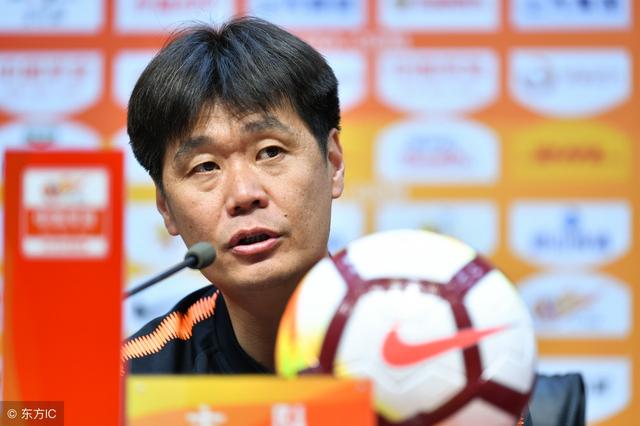 虽然鲁能官方声明球队聘请温格是谣言,但他们也在声明中赞扬了李霄鹏