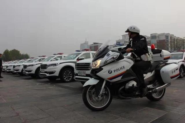 首批捷途x70警车投放市场,英姿飒爽,给国人争光了