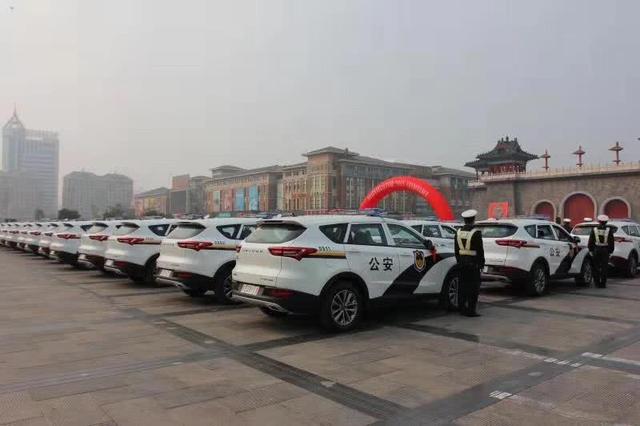 首批捷途x70警车投放市场,英姿飒爽,给国人争光了