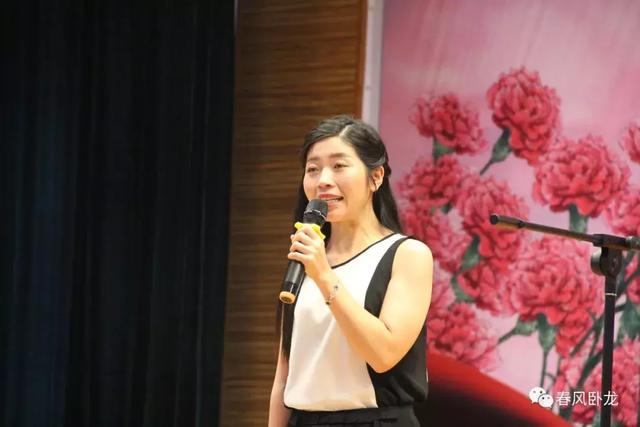 卧龙区举办首届优秀幼儿教师颁奖暨优秀事迹演