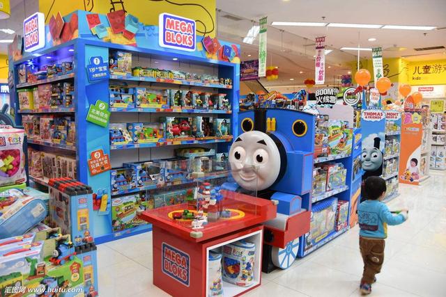 女儿耍赖要买玩具我没同意,她无意说句话,我发现老公出轨的秘密