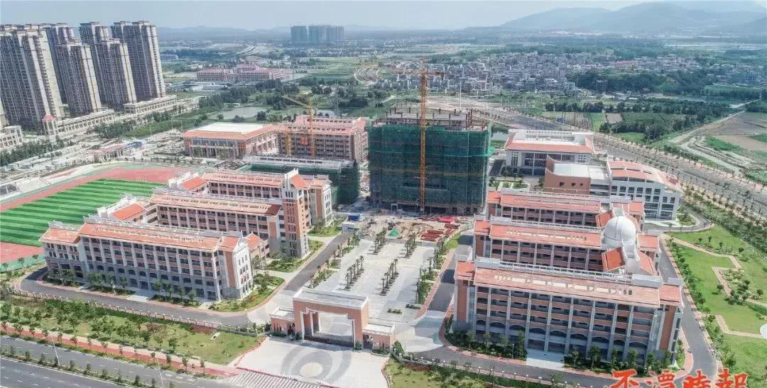 见证平潭一中的沧桑巨变,听校友讲母校那些事