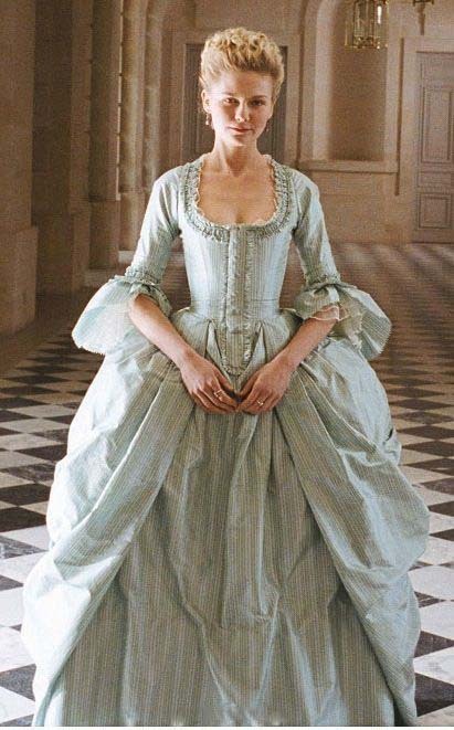 绝代艳后里精美的9套古典服饰