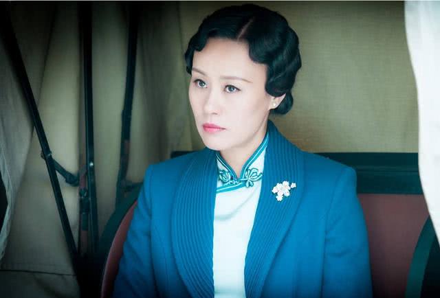 出道36年零绯闻,与外国老公恩爱24年,如今52岁没孩子成最大遗憾