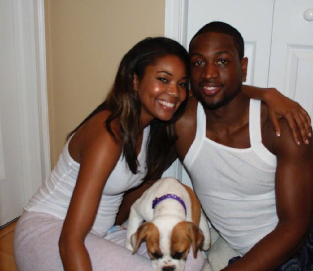 大清早狗粮来袭!韦德祝妻子结婚四周年快乐!