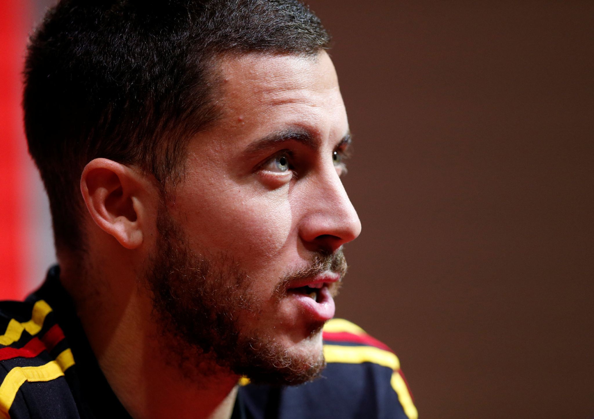 2018年3月26日,阿扎尔(eden hazard)出席新闻发布会四宫格_新浪看点