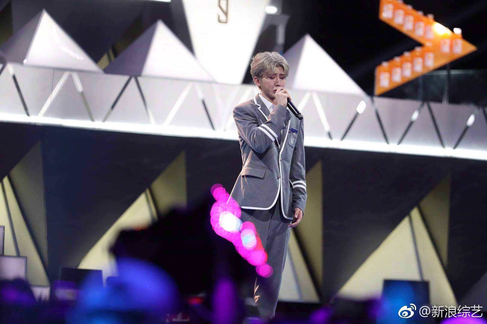 蔡徐坤《偶像练习生》c位出道,未来的路多难走?至少有五道关