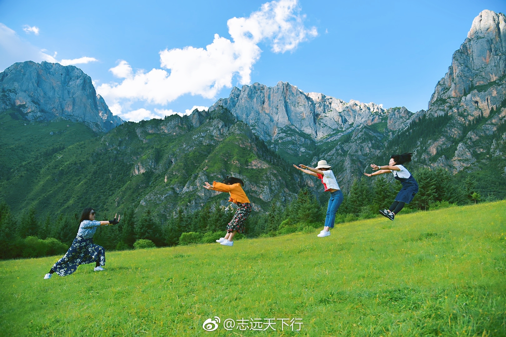 《爸爸去哪儿》第五季拍摄地扎尕那:整座村寨三面秀峰环拱